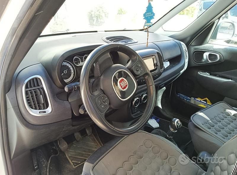 Bianco Usata 2015 Fiat 500L Monovolume | 7900 € (Super prezzo) - Immagine 1/4