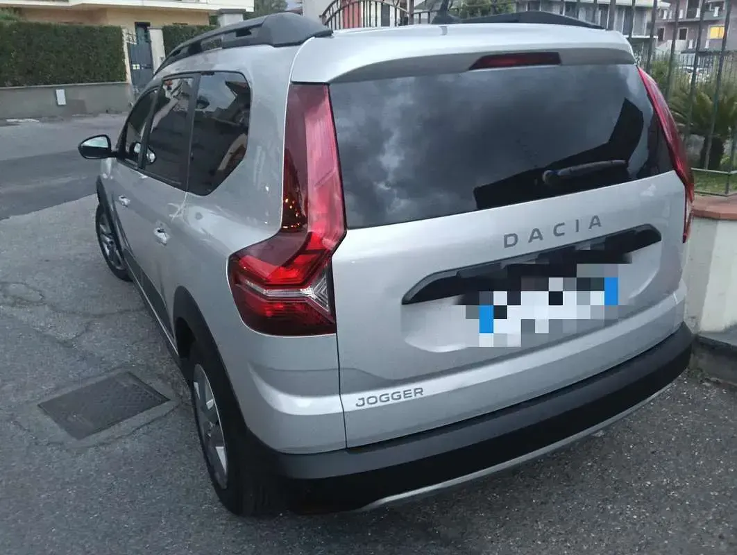 Usata Dacia Jogger Extreme 101 CV (74 kW) 2022 Monovolume