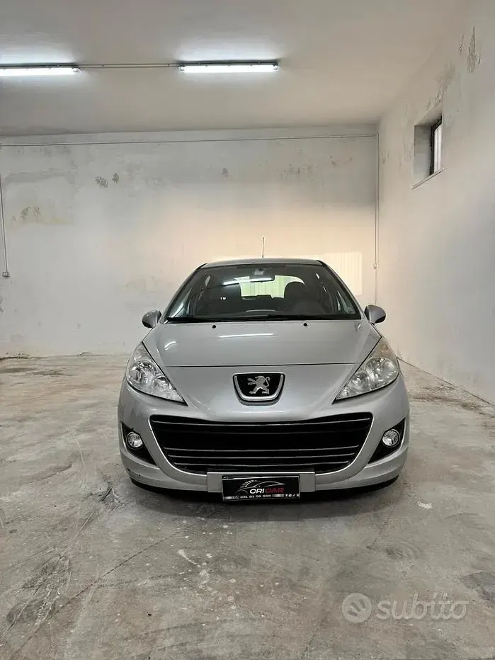 Brugt Peugeot 207 68 HK (50 kW) 2010 Grå Sedan