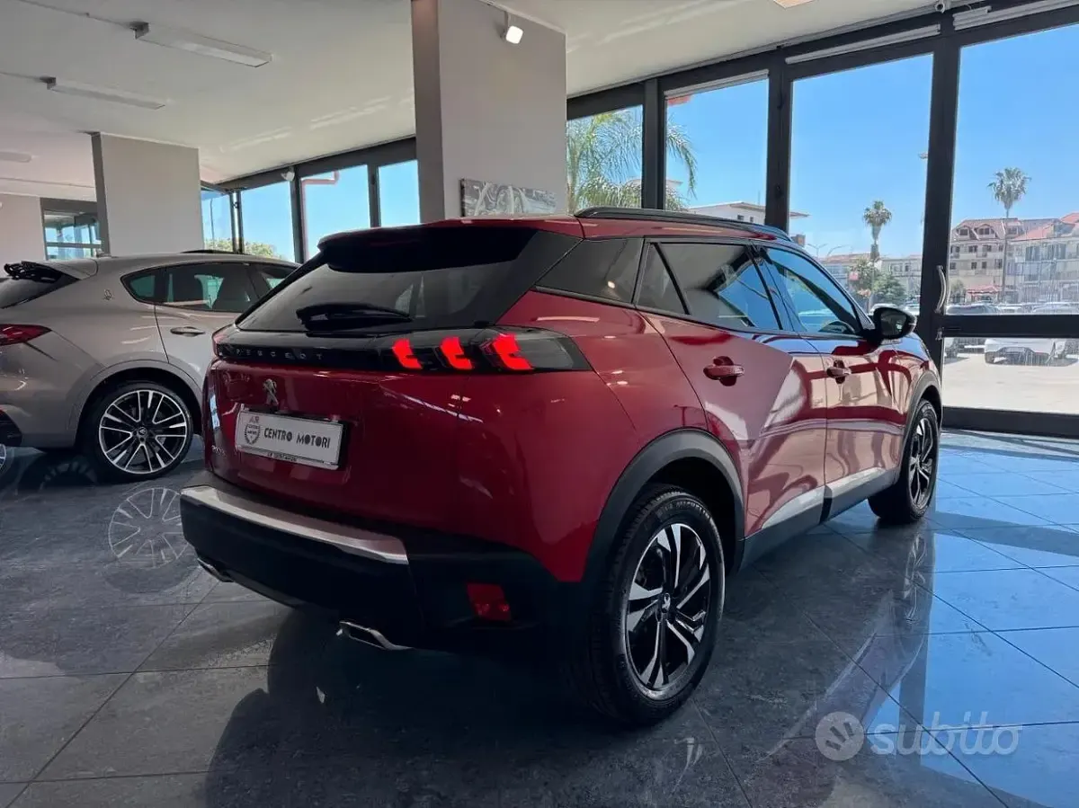 Usata Peugeot 2008 GT-line 131 CV (96 kW) 2021 Rosso SUV