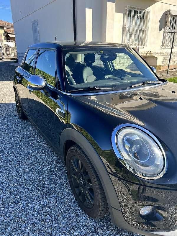 Usata Mini One D Business 95 CV (69 kW) 2015 Utilitaria