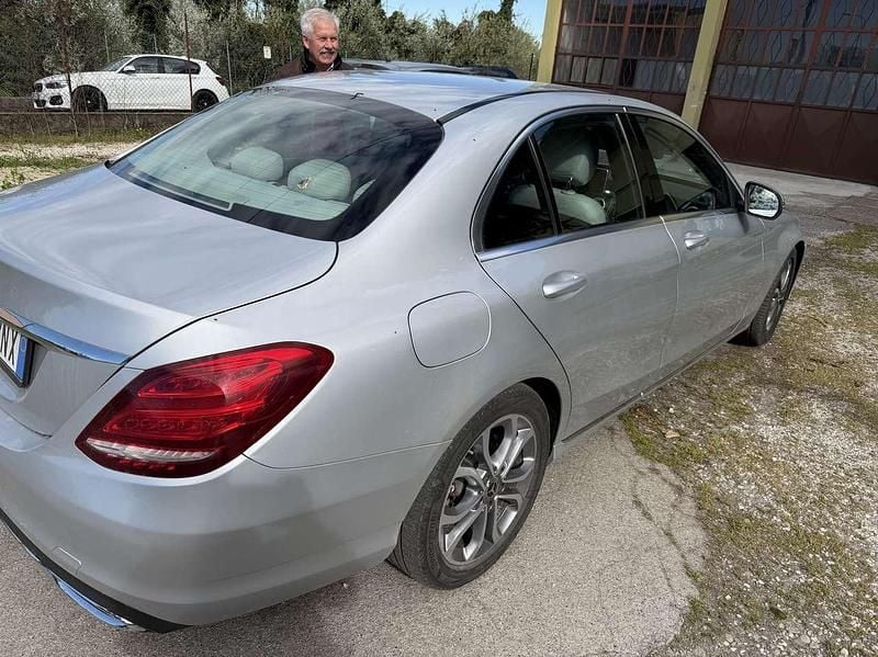 Usata Mercedes C220 170 CV (125 kW) 2018 Other Berlina