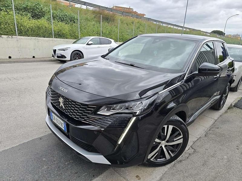Usata Peugeot 3008 Allure 131 CV (96 kW) 2022 Nero met. SUV
