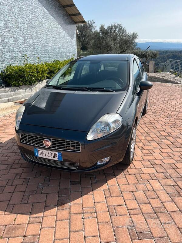 Usato 2009 Fiat Grande Punto 1.2 Diesel 90 CV (3.900 €)