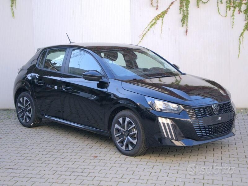Nero Usata 2024 Peugeot 208 Active Due volumi | 16.900 € (Buon prezzo) - Immagine 1/4