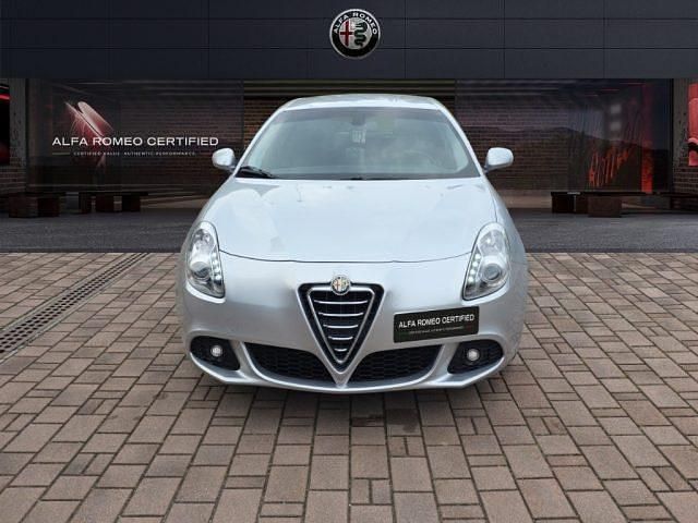 Usata Alfa Romeo Giulietta Distinctive 120 CV (88 kW) 2011 Argento Utilitaria
