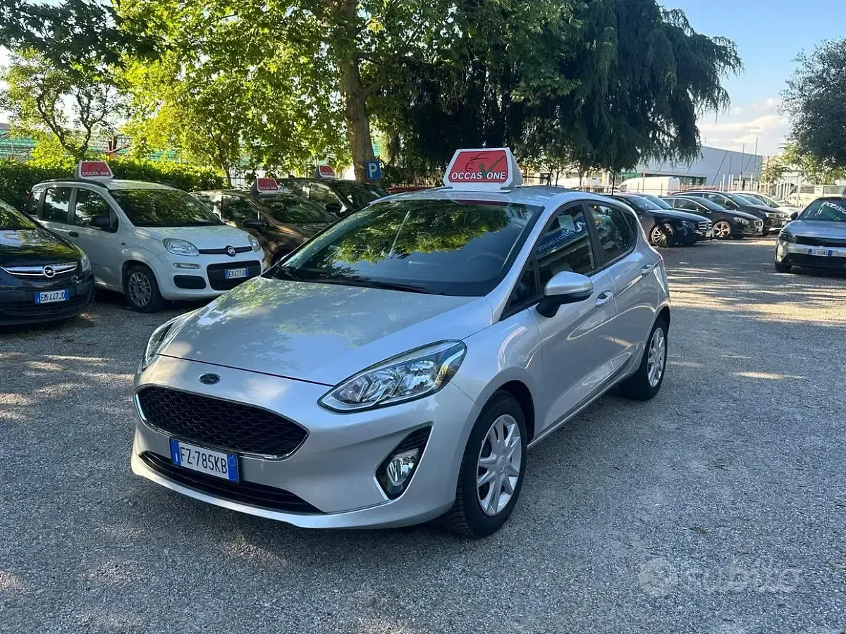 Begagnad Ford Fiesta ST-Line 86 HK (63 kW) 2019 Grå Halvkombi