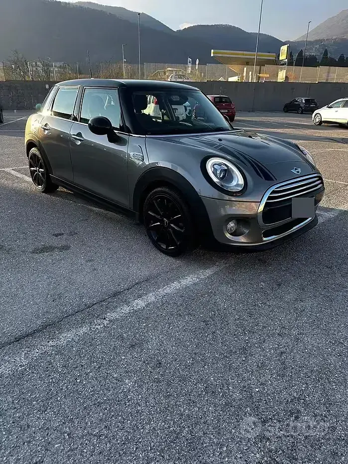 Usata Mini Cooper D 116 CV (85 kW) 2017 Grigio Utilitaria