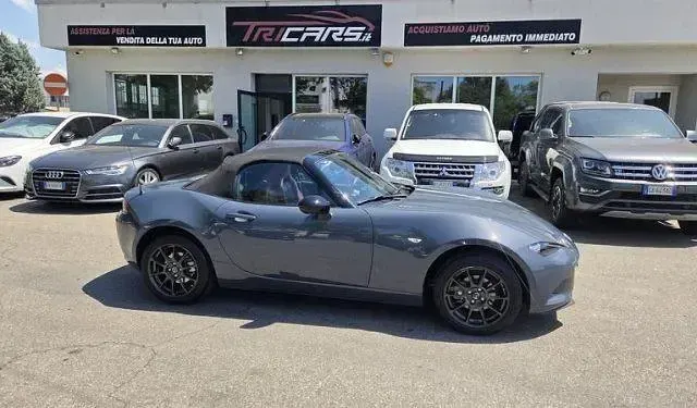 Gebraucht Mazda MX5 132 PS (97 kW) 2020 Grau Cabrio