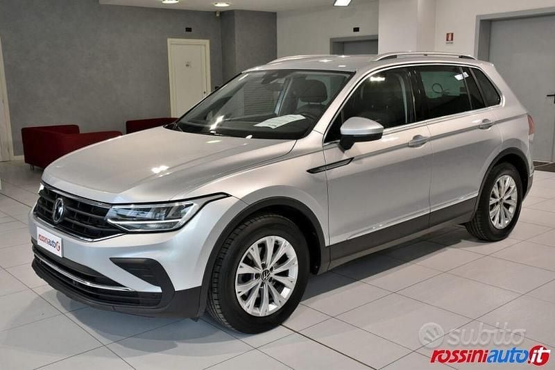 Usata VW Tiguan Life 150 CV (110 kW) 2022 Grigio SUV