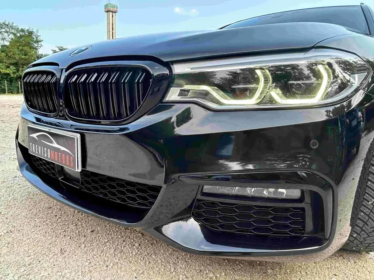 Usata BMW 520 M Sport 190 CV (139 kW) 2019 Nero Station wagon
