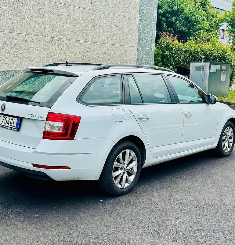 Usata Skoda Octavia 116 CV (85 kW) 2018 Bianco Station wagon