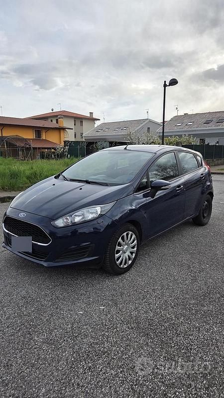 Usata Ford Fiesta ST-Line 75 CV (55 kW) 2017 Blu Utilitaria