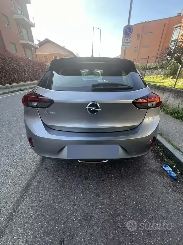 Usata Opel Corsa Elegance 75 CV (55 kW) 2021 Grigio Utilitaria