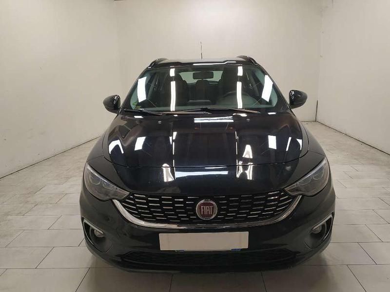 Usata Fiat Tipo Lounge 120 CV (88 kW) 2017 Nero pastello Station wagon