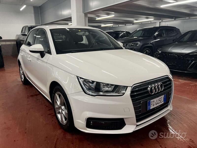 Bianco Usata 2016 Audi A1 Sportback Ambiente Due volumi | 11.990 € (Buon prezzo) - Immagine 1/4