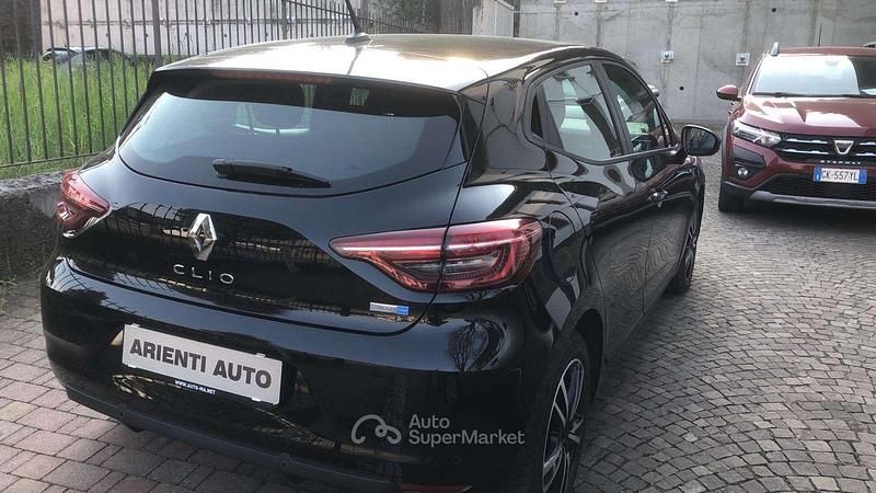 Usata Renault Clio V Intens 91 CV (66 kW) 2022 Nero Berlina