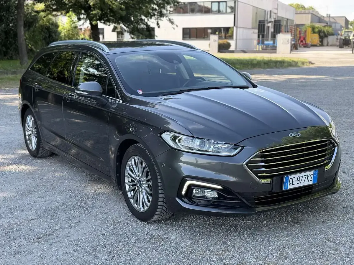 Usata Ford Mondeo Business Edition 150 CV (110 kW) 2021 Grigio Station wagon