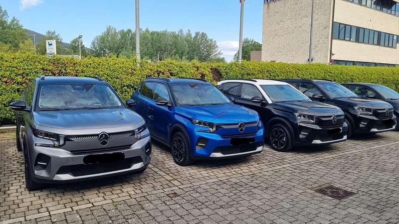 Usata Citroën C3 101 CV (74 kW) 2025 Nero SUV