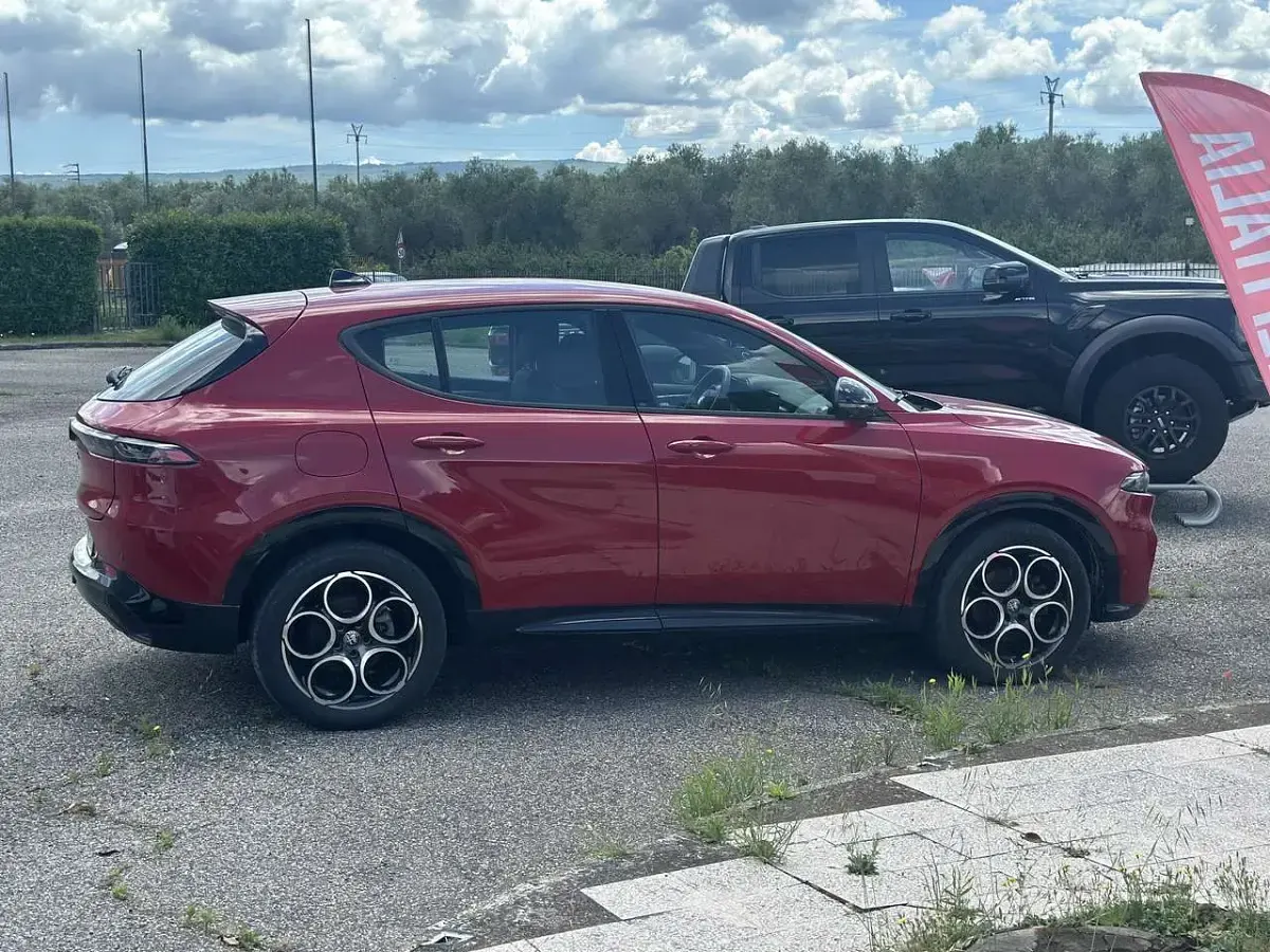 Usata Alfa Romeo Tonale Sprint 131 CV (96 kW) 2024 Rosso SUV
