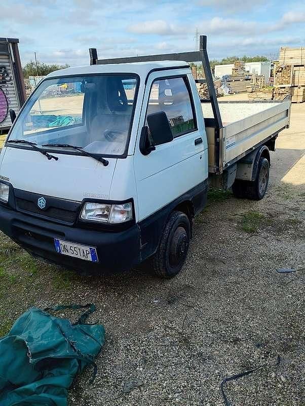 Bianco Usata 2008 Piaggio Porter Furgone | 8800 € (Buon prezzo) - Immagine 1/4