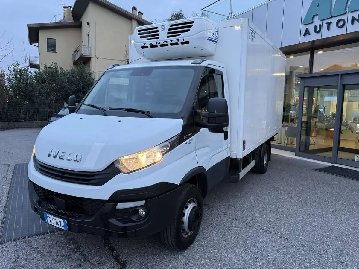 Usata Iveco Daily 150 CV (110 kW) 2019 Bianco Furgone