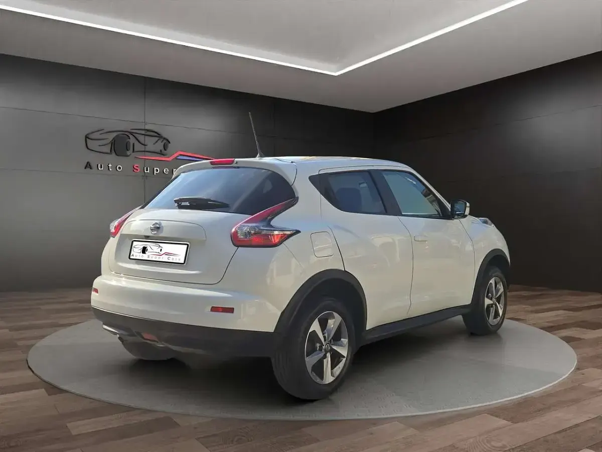 Usata Nissan Juke Acenta 113 CV (83 kW) 2019 Bianco SUV