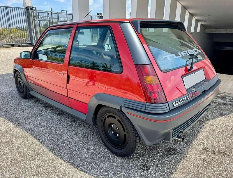 Käytetty Renault R5 GT 116 HP (85 kW) 1986 Punainen Viistoperä