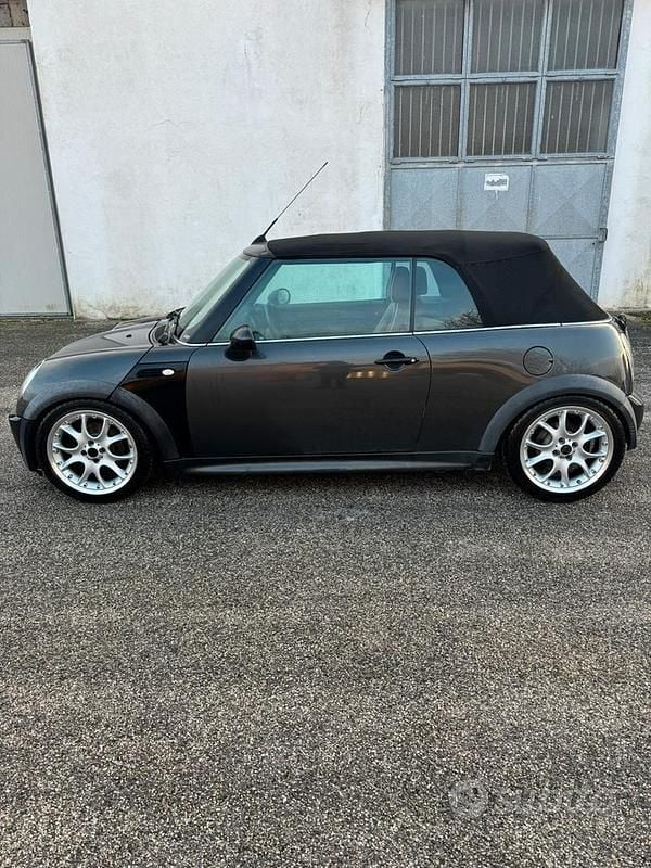 Usata Mini Cooper Cabriolet 2007 Marrone Cabrio