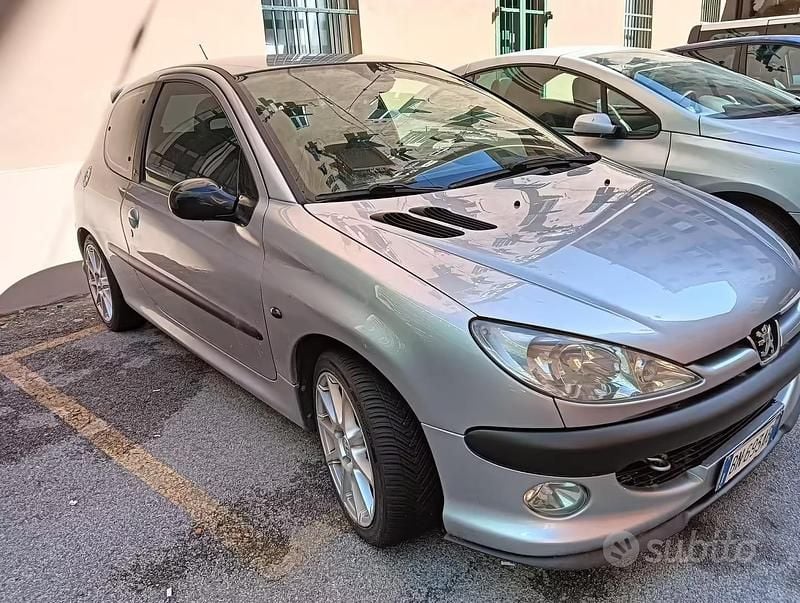 Usata Peugeot 206 GTi 135 CV (99 kW) 2000 Berlina