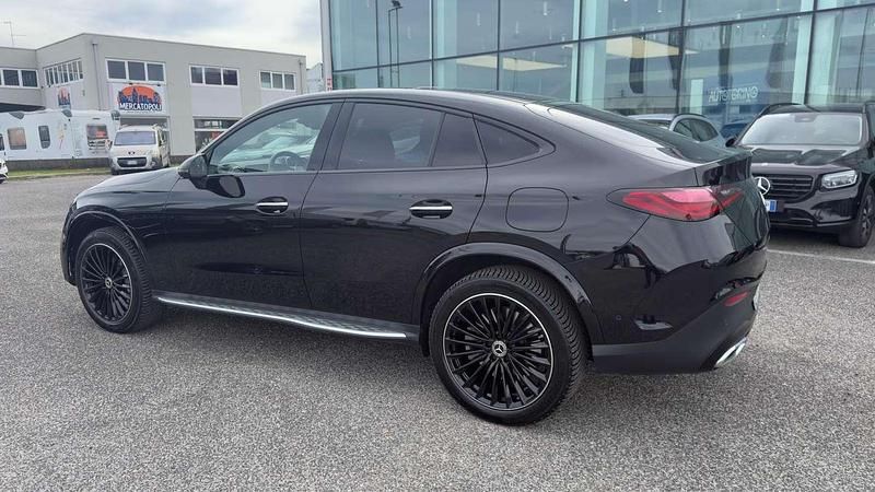 Usata Mercedes GLC400d AMG Line Premium 252 CV (185 kW) 2023 Nero Coupé