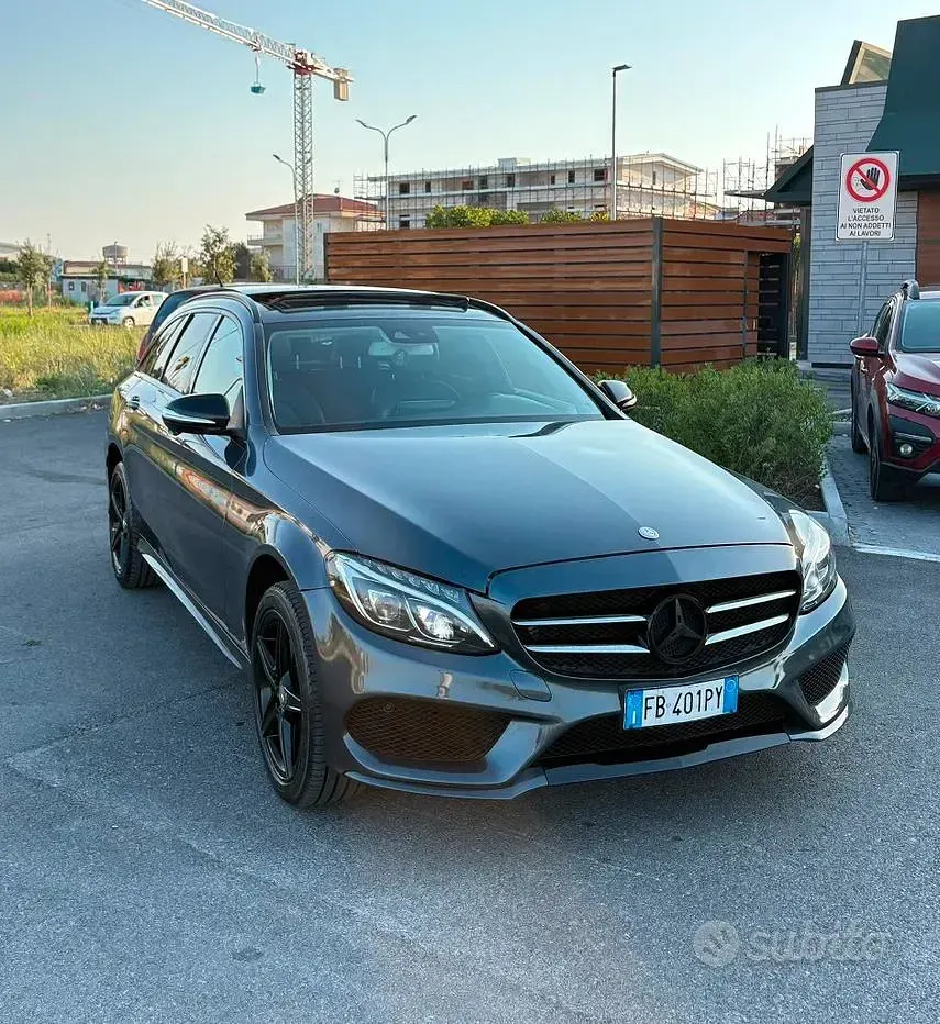 Usata Mercedes C220 109 CV (80 kW) 2011 Grigio Monovolume