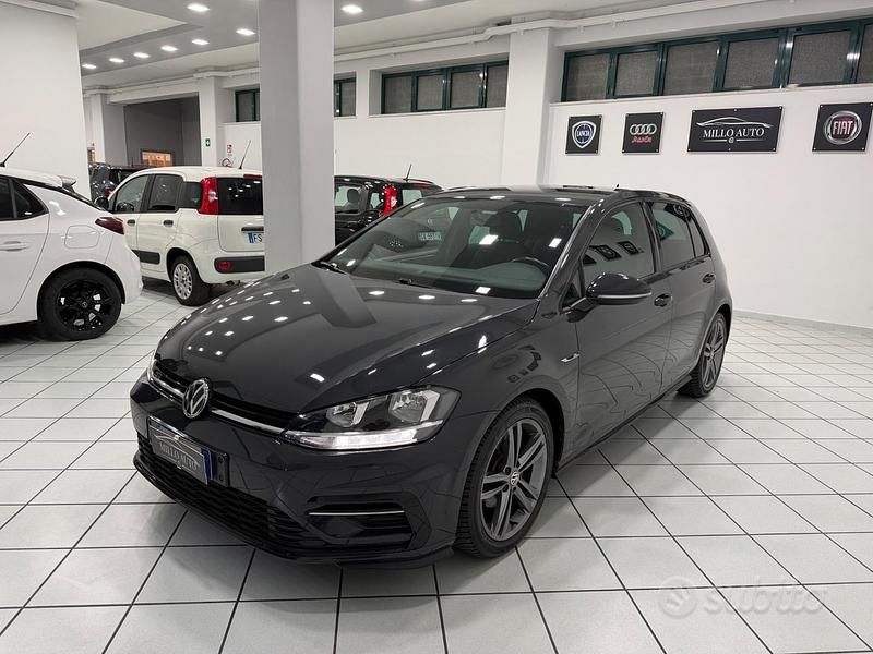 Usata VW Golf VII R-line 115 CV (84 kW) 2019 Grigio Berlina