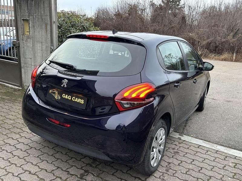 Usata Peugeot 208 Active 82 CV (60 kW) 2019 Other Utilitaria