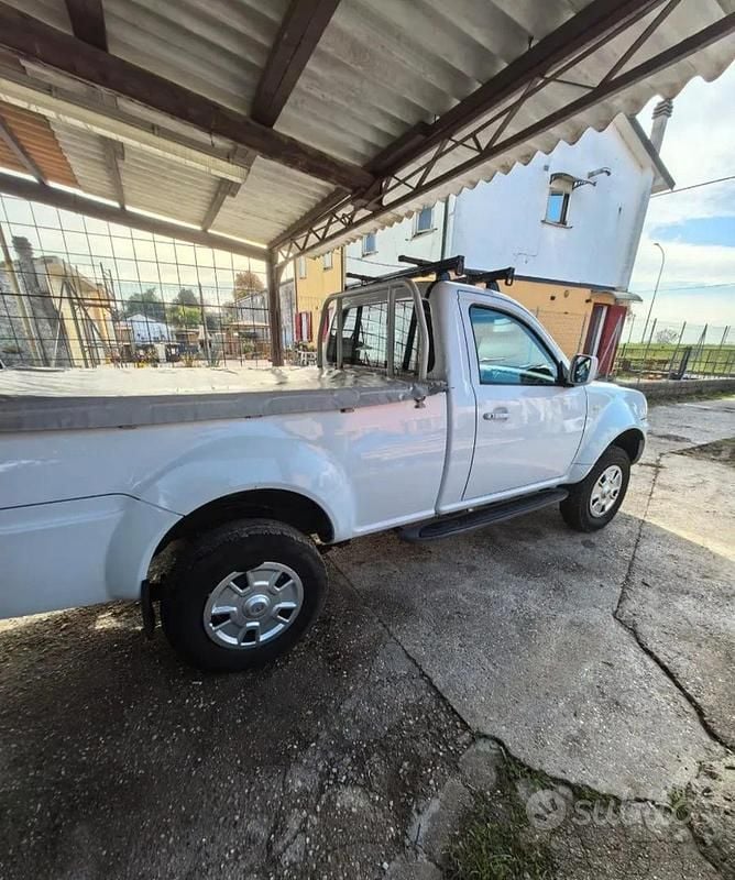 Usata Tata Xenon 140 CV (102 kW) 2009 Bianco Pick-up