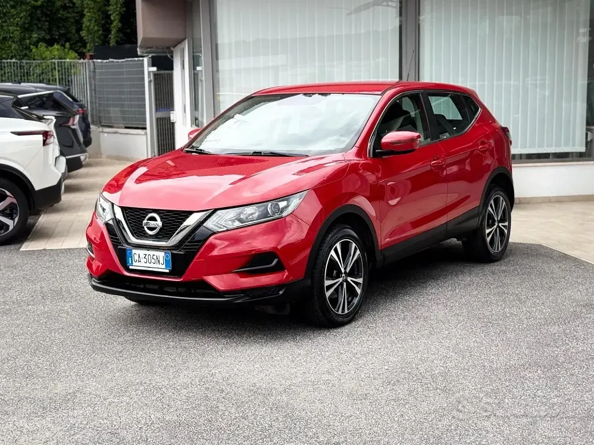 Usata Nissan Qashqai 140 CV (102 kW) 2020 Rosso SUV