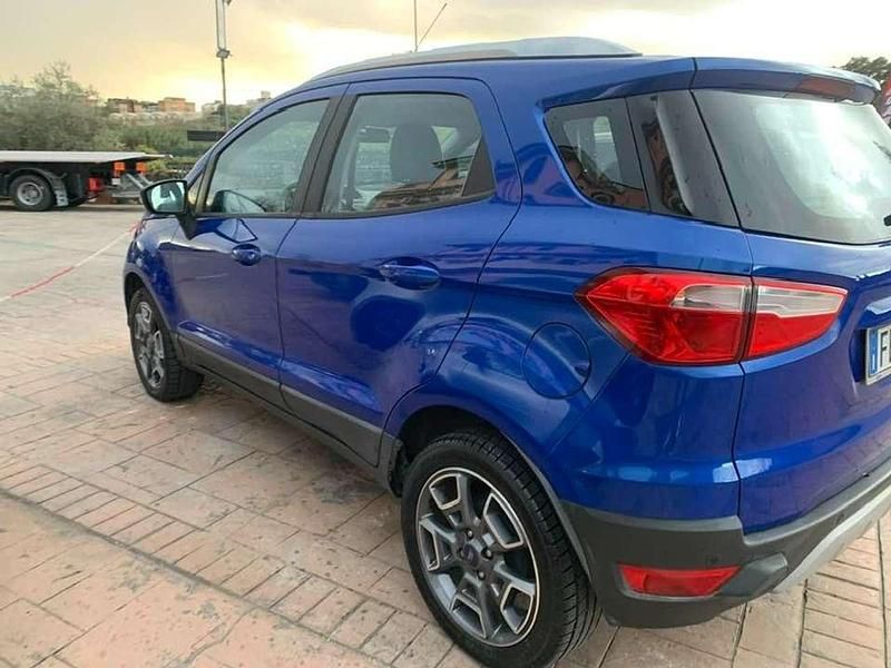 Usata Ford Ecosport Titanium 95 CV (69 kW) 2015 Blu/azzurro SUV