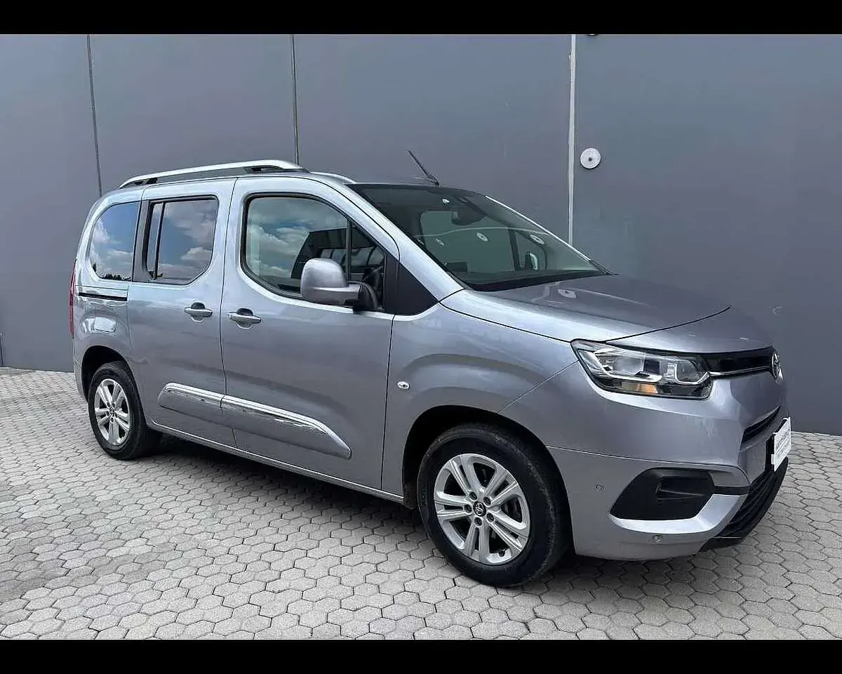 Usata Toyota Proace Verso City 110 CV (80 kW) 2021 Grigio Station wagon