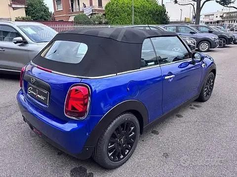 Usata Mini ONE 102 CV (75 kW) 2018 Blu Utilitaria
