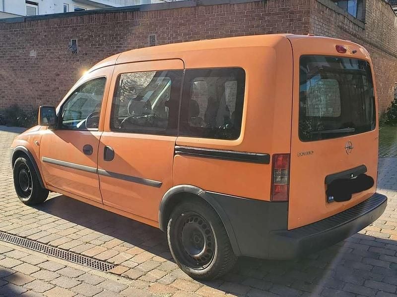 Usata Opel Combo 126 CV (92 kW) 2007 Arancione Monovolume