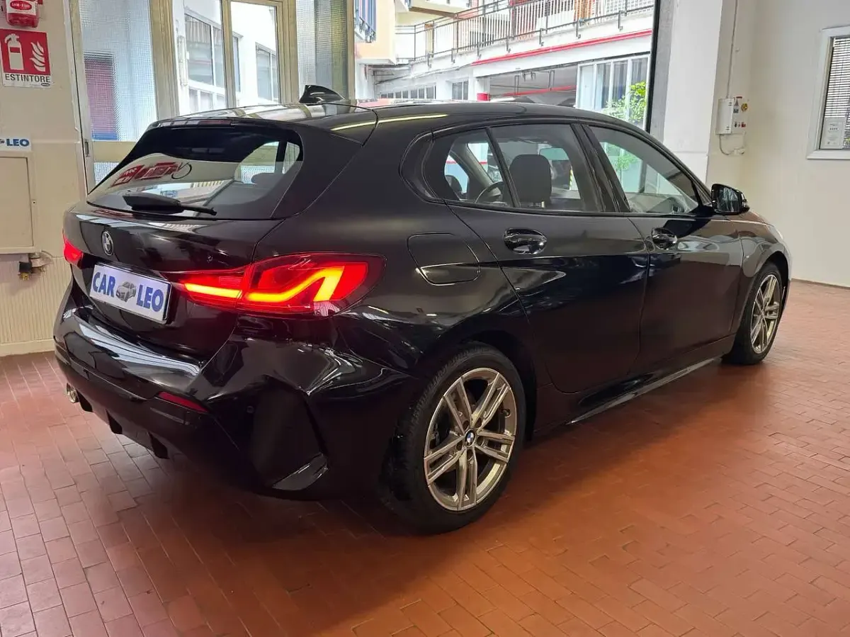Usata BMW 116 M Sport 109 CV (80 kW) 2022 Nero Utilitaria