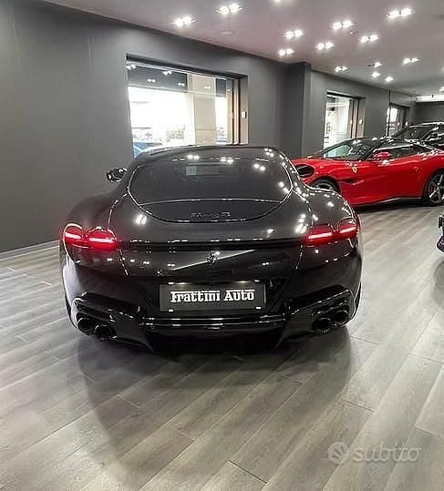 Usata Ferrari Roma 620 CV (456 kW) 2023 Nero