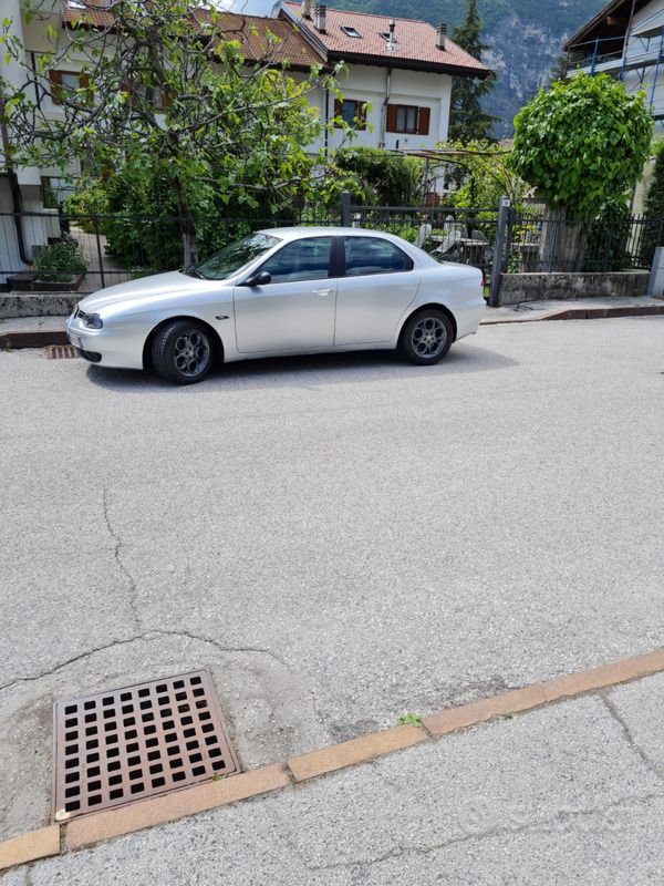 Usata Alfa Romeo 156 150 CV (110 kW) 2002 Grigio Berlina