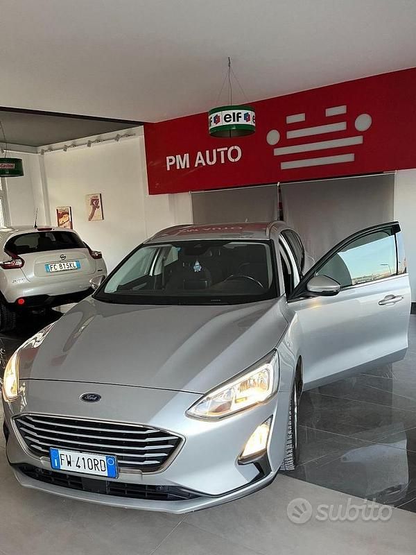 Usata Ford Focus Titanium 95 CV (69 kW) 2019 Grigio Station wagon