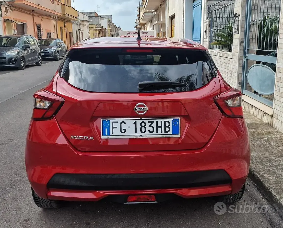 Second-hand Nissan Micra N-Connecta 90 CP (66 kW) 2017 Roșu Hatchback