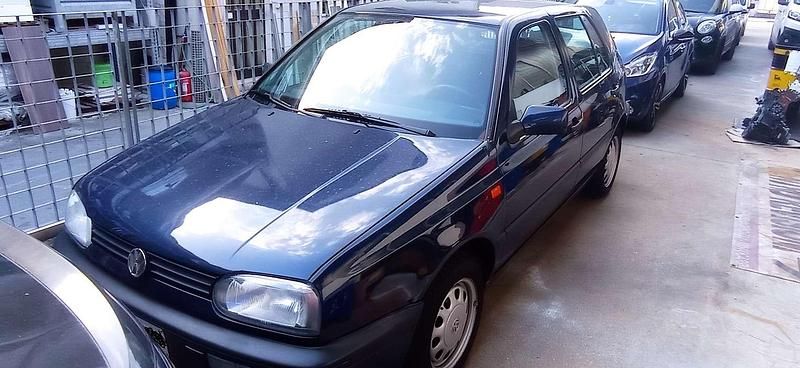 Usata VW Golf III 75 CV (55 kW) 1993 Berlina