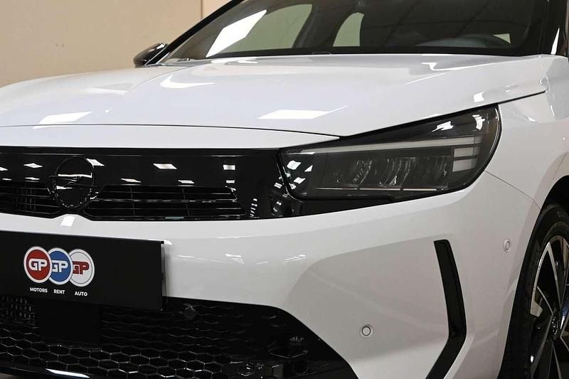 Usata Opel Corsa GS Line 101 CV (74 kW) 2024 Bianco