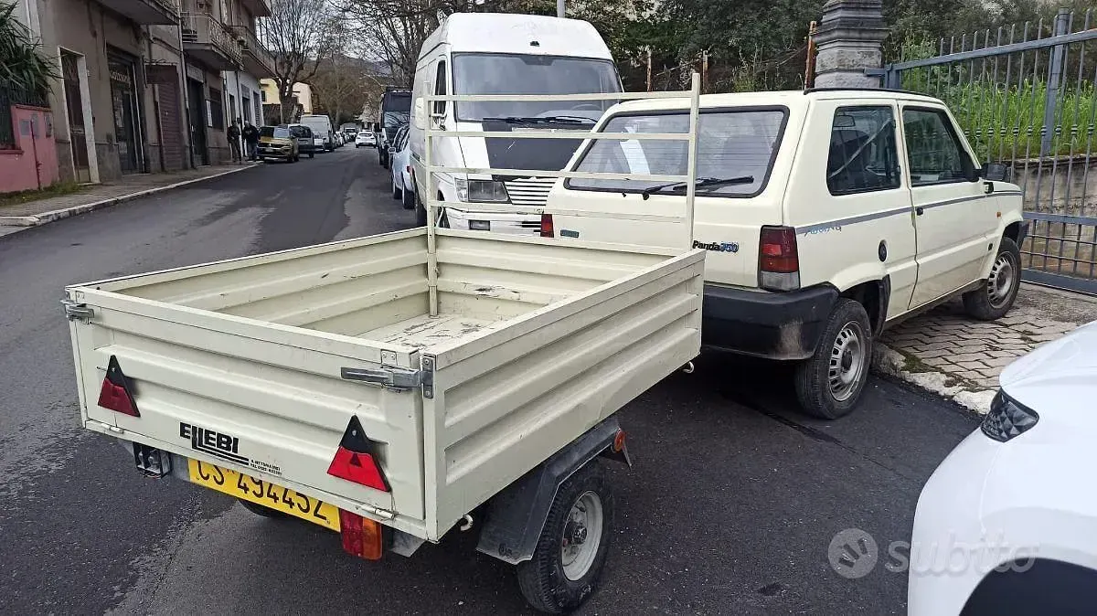 Begagnad Fiat Panda Young 34 HK (25 kW) 1991 Vit Sedan