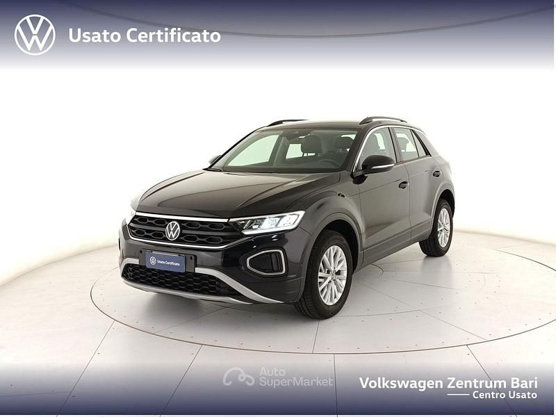 Nero Usata 2024 VW T-Roc Life SUV | 22.800 € (Buon prezzo) - Immagine 1/4