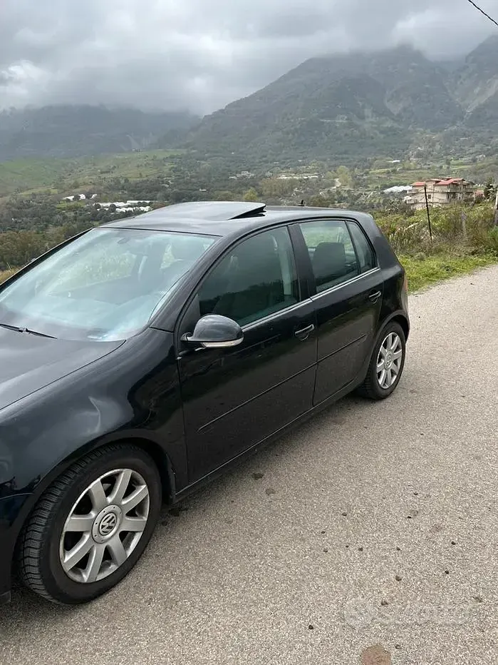 Usata VW Golf IV 105 CV (77 kW) 2006 Nero Berlina